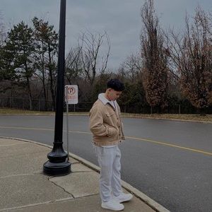 Meet your Posher, Jaden zion